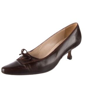 Manolo Blahnik Brown Leather Bow Kitten Heels – Size 5.5